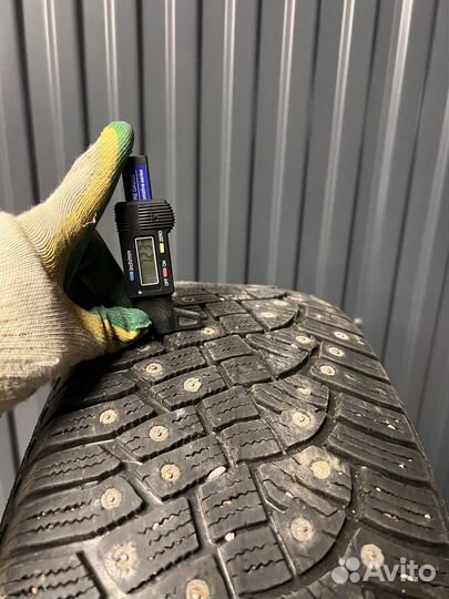 Continental IceContact 2 235/65 R17 108T