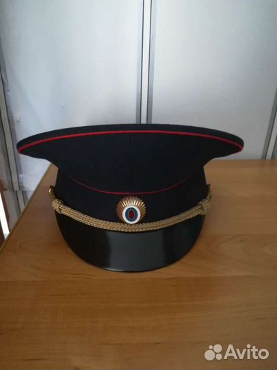 Фуражка сотрудника полиции