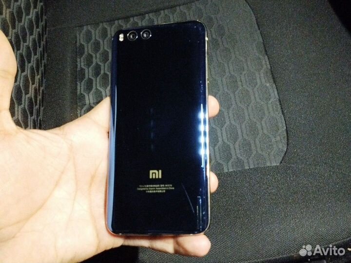 Xiaomi Mi 6, 6/64 ГБ