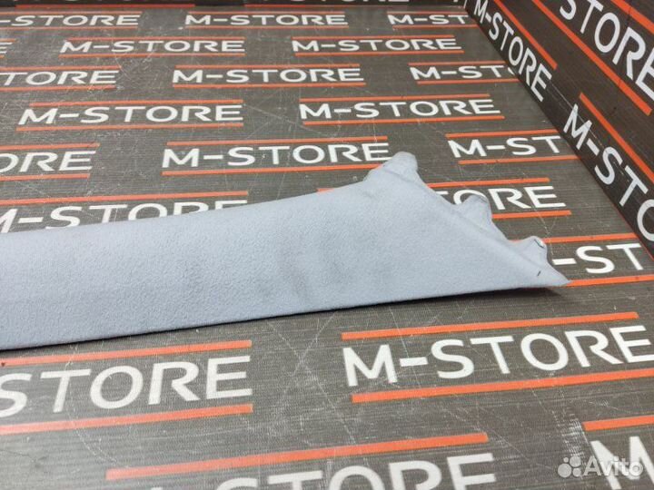 Обшивка стойки передняя правая Mercedes-Benz