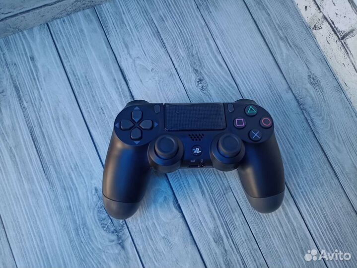 Геймпад dualshock 4 на PlayStation