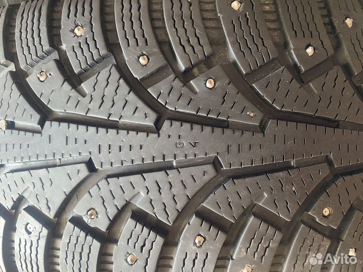 Nokian Tyres Hakkapeliitta 5 SUV 235/65 R18 110T