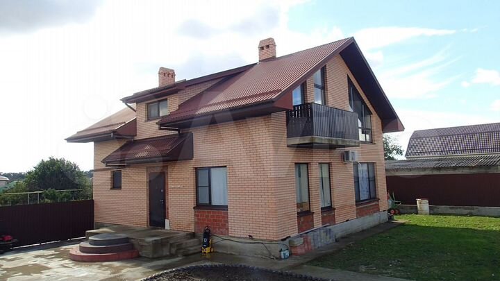 Коттедж 162,1 м² на участке 14,5 сот.