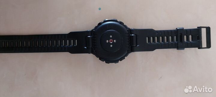 Смарт-часы Amazfit T-Rex
