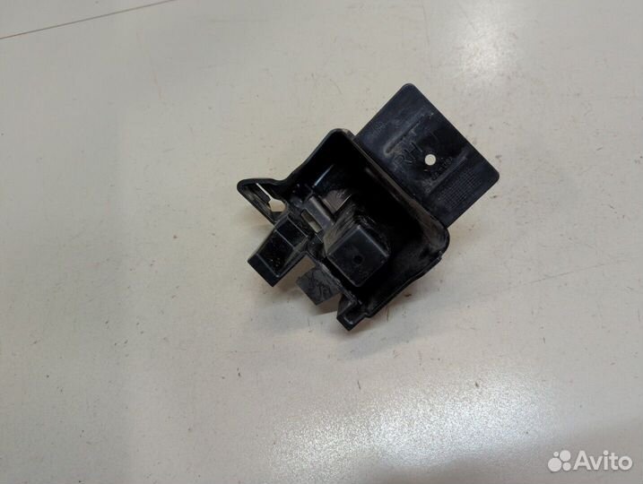 Кронштейн бампера правый задний Ford Explorer 2019, 2020