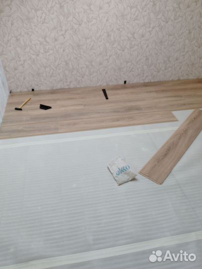 Укладка напольных покрытий