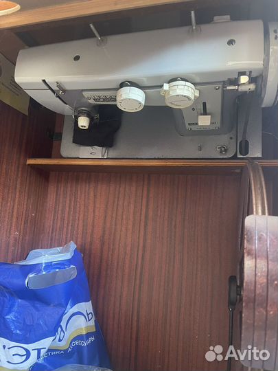 Швейная машинка чайка 3