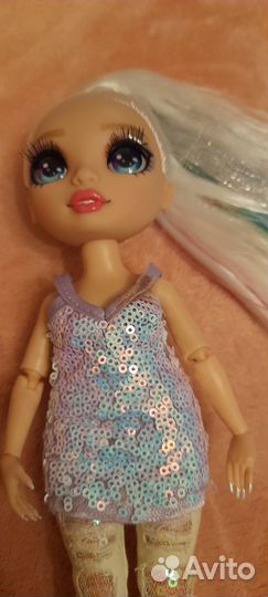 Кукла рейнбоу хай Амайя