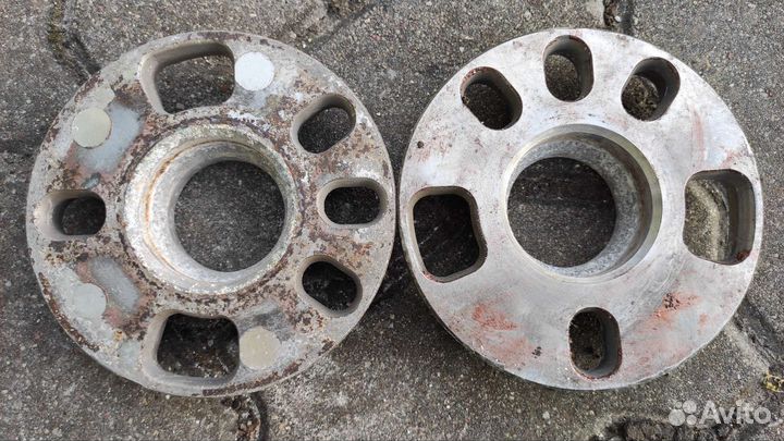 Проставки 20мм под колёсные диски