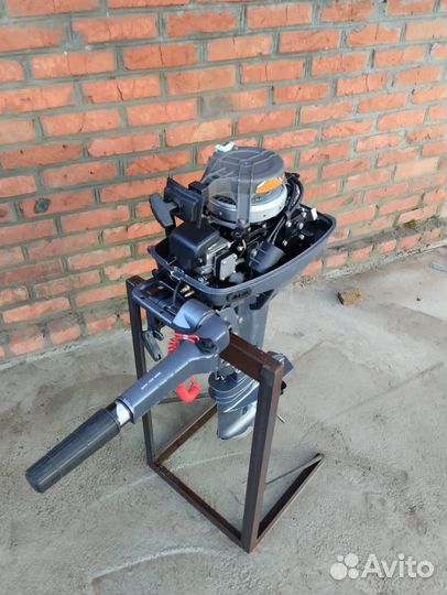 Лодочный мотор
