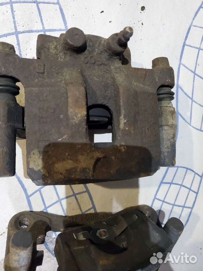 Суппорт задний Mitsubishi