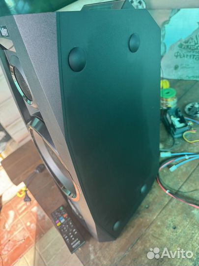 Портативная акустическая система Sony GTK-N1BT