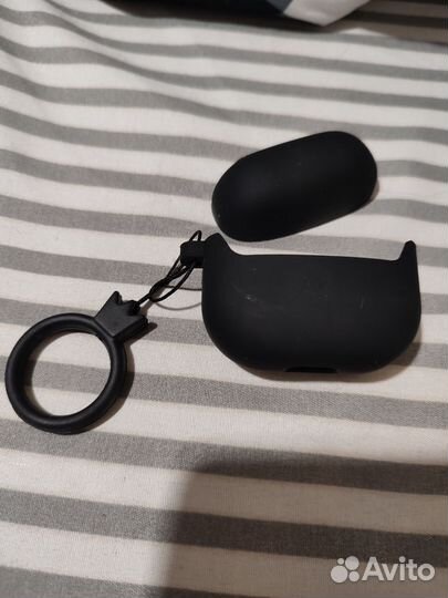 Силиконовый чехол для беспроводных наушников