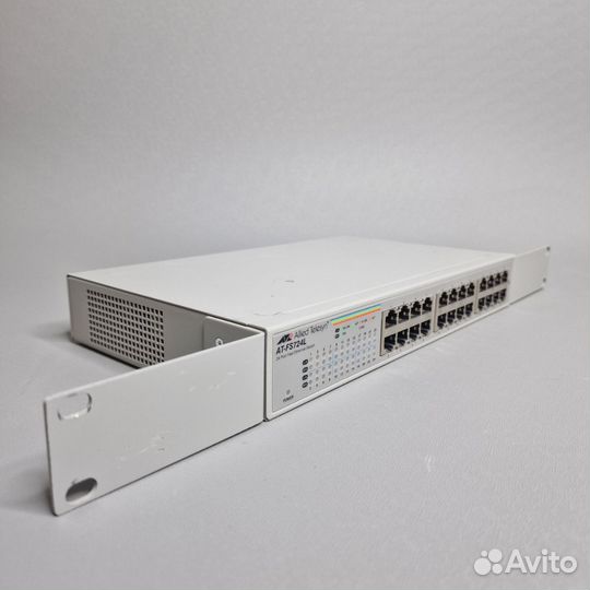 Коммутатор Allied Telesis AT-FS724L