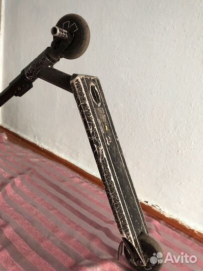 Трюковой самокат