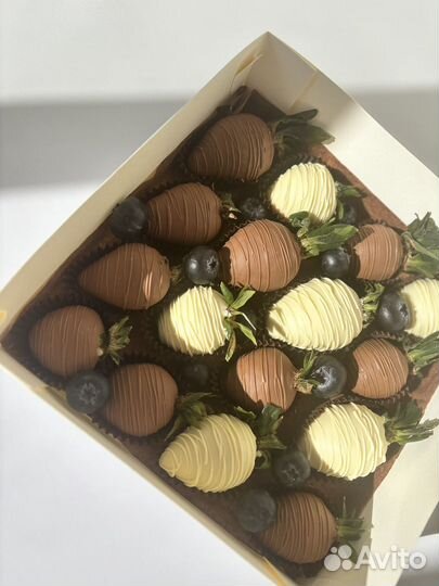 Клубника в шоколаде подарок учителю