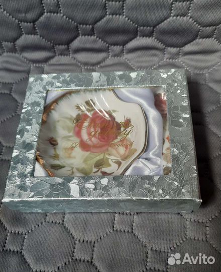 Подарочный набор - розетка с ложкой