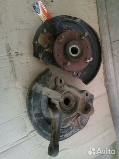 Кулак поворотный ступица Hyundai Sonata III