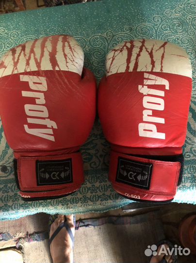 Боксерские перчатки 12 oz