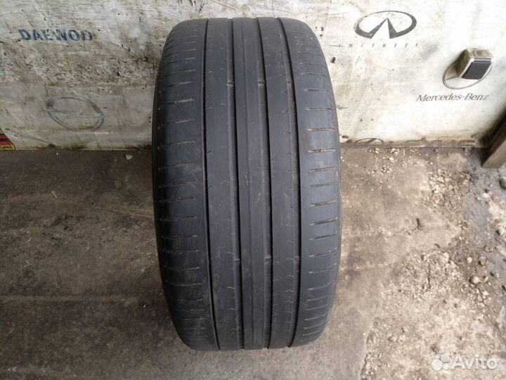 Pirelli P Zero PZ4 275/35 R21 103W