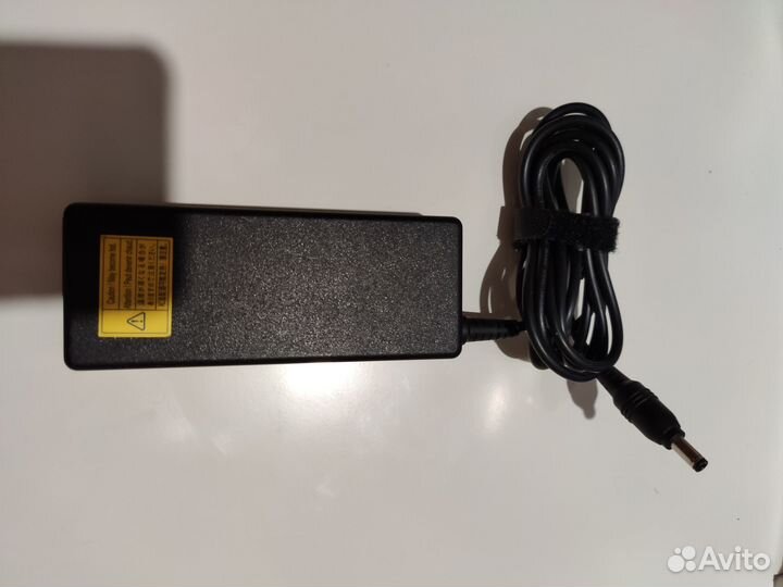 Блок питания для ноутбука toshiba