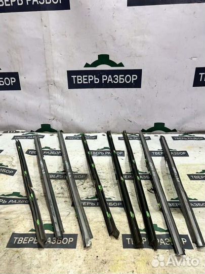 Молдинг двери Kia Sportage 1 2.0 1994-2004