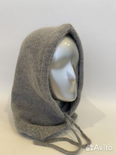 Капор женский из ангоры
