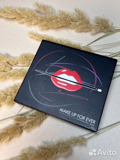Make up for ever тени