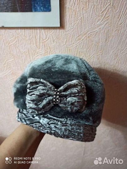 Женская шапка