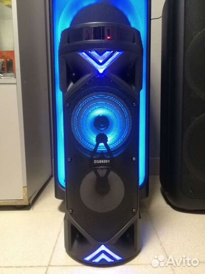 Мощная большая портативная колонка для отдыха