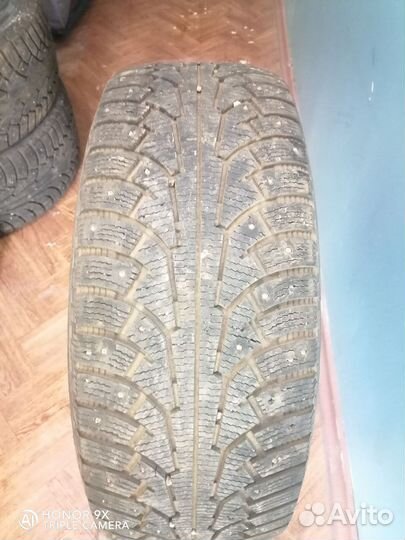 Nokian Tyres Hakkapeliitta 5 275/60 R18