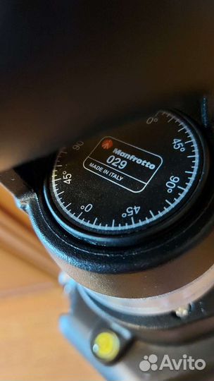 Штатив manfrotto