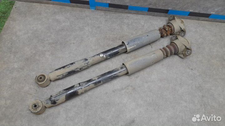 Амортизатор задний Skoda Octavia A4 1.6 BFQ (102)