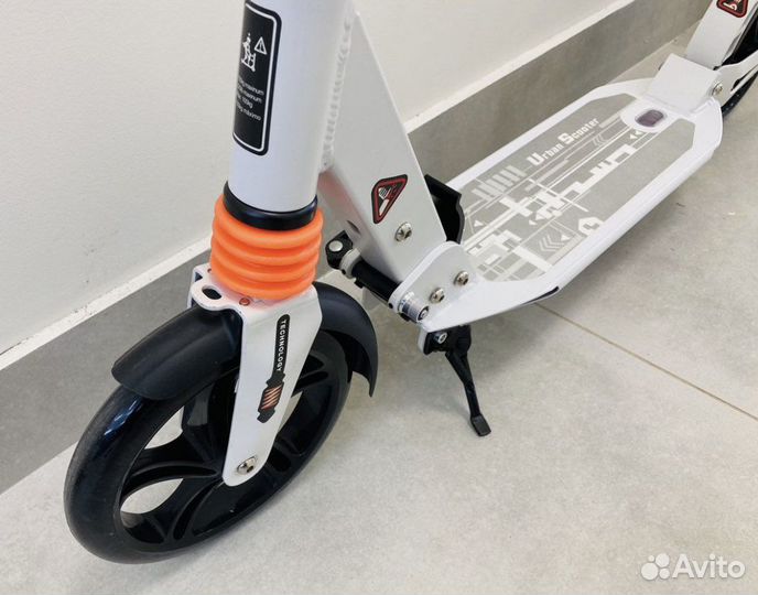 2-х крлесный самокат