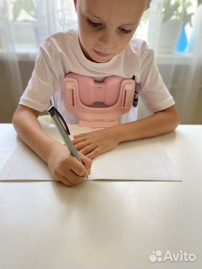 Корректор осанки детский с фиксацией на стол