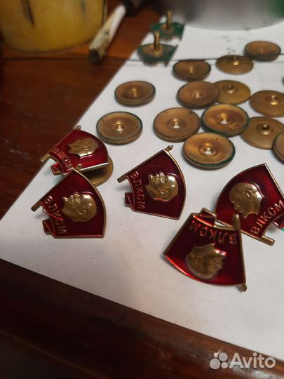 Значки влксм