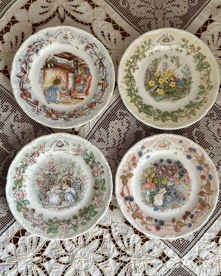 Коллекция «Ежевичная поляна» от Royal Doulton