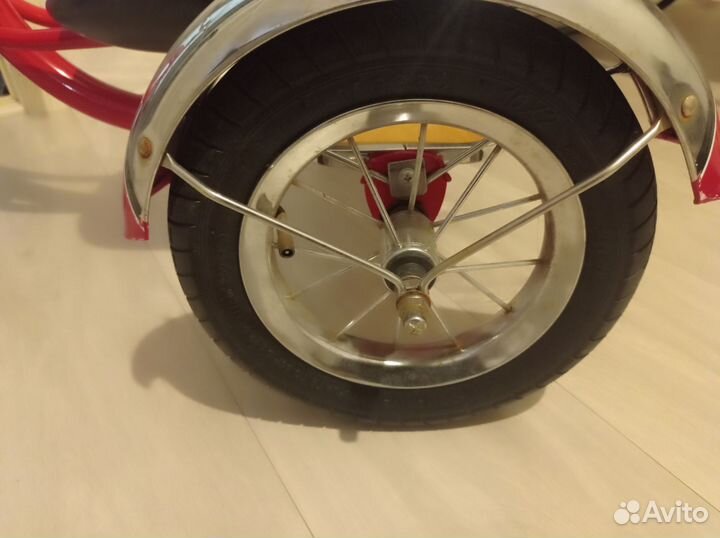 Трехколесный велосипед Schwinn