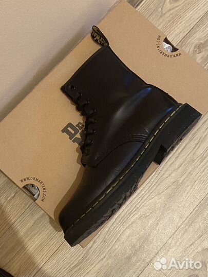 Ботинки dr martens 1460 w smooth