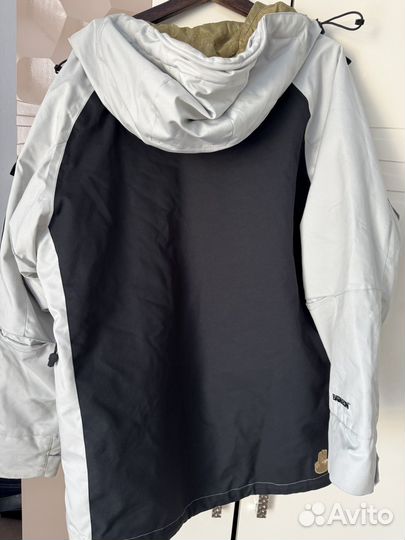 Горнолыжная куртка мужская bataleon