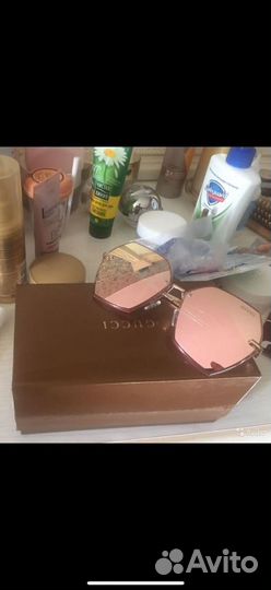 Солнцезащитные очки женские брендовые