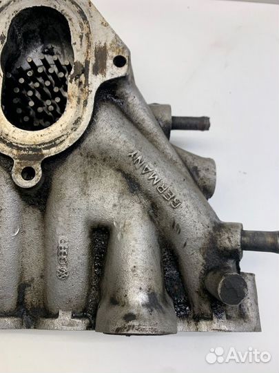 Коллектор впускной Volkswagen Vento седан 1.8 AAM