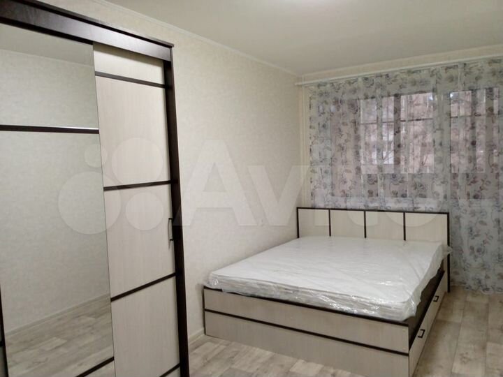 2-к. квартира, 54 м², 4/9 эт.