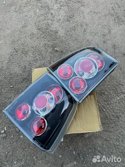 Фонари задние VW Passat B5 96-00 седан красно-черн