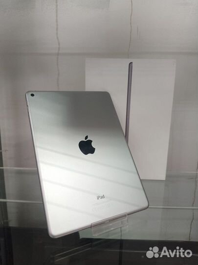 Планшет Apple iPad Air 2 16GB