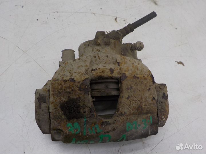 Суппорт тормозной передний левый Renault Megane II