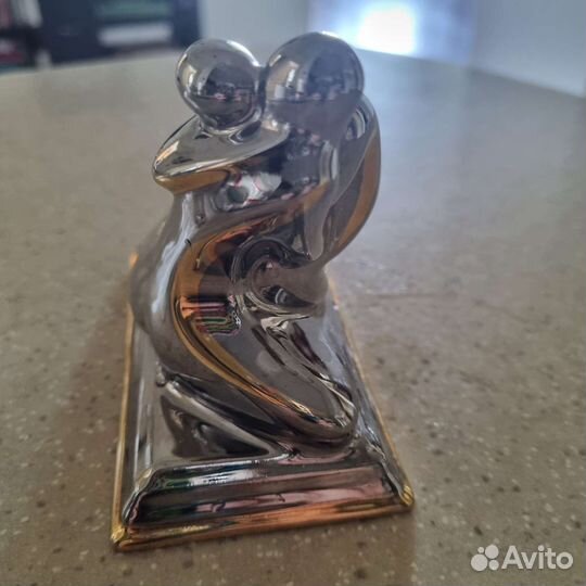 Фарфоровые статуэтки