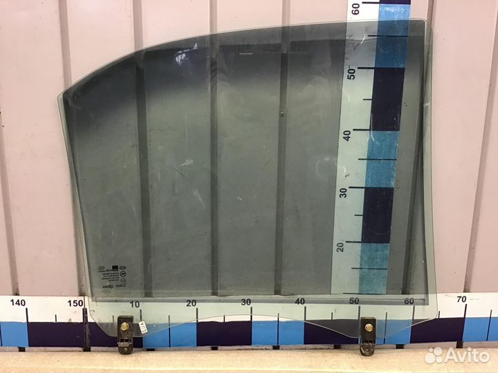 Стекло двери задней левой Kia Sorento 2003-2009