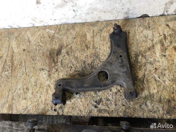 Рычаг передний левый opel astra H