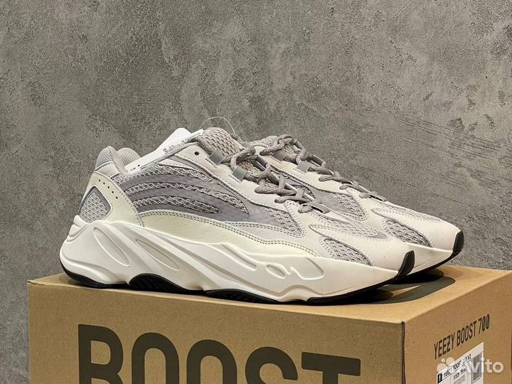 Кроссовки Adidas Yeezy Boost 700 v2 Static